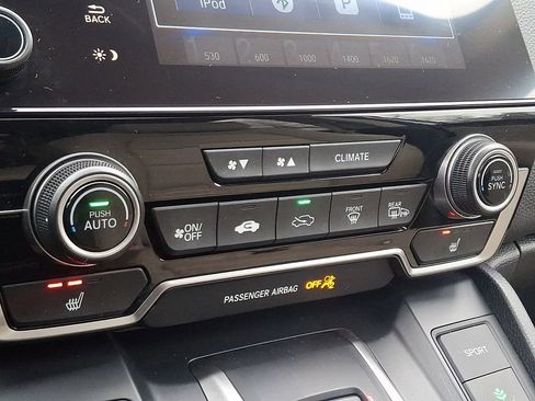 Used 2022 Honda CR-V Touring image 17