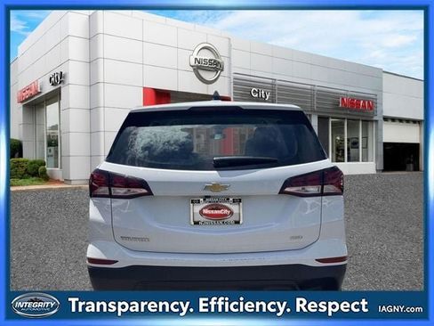 Used 2024 Chevrolet Equinox LS w/ Driver Confidence II Package AWD/4WD image 6
