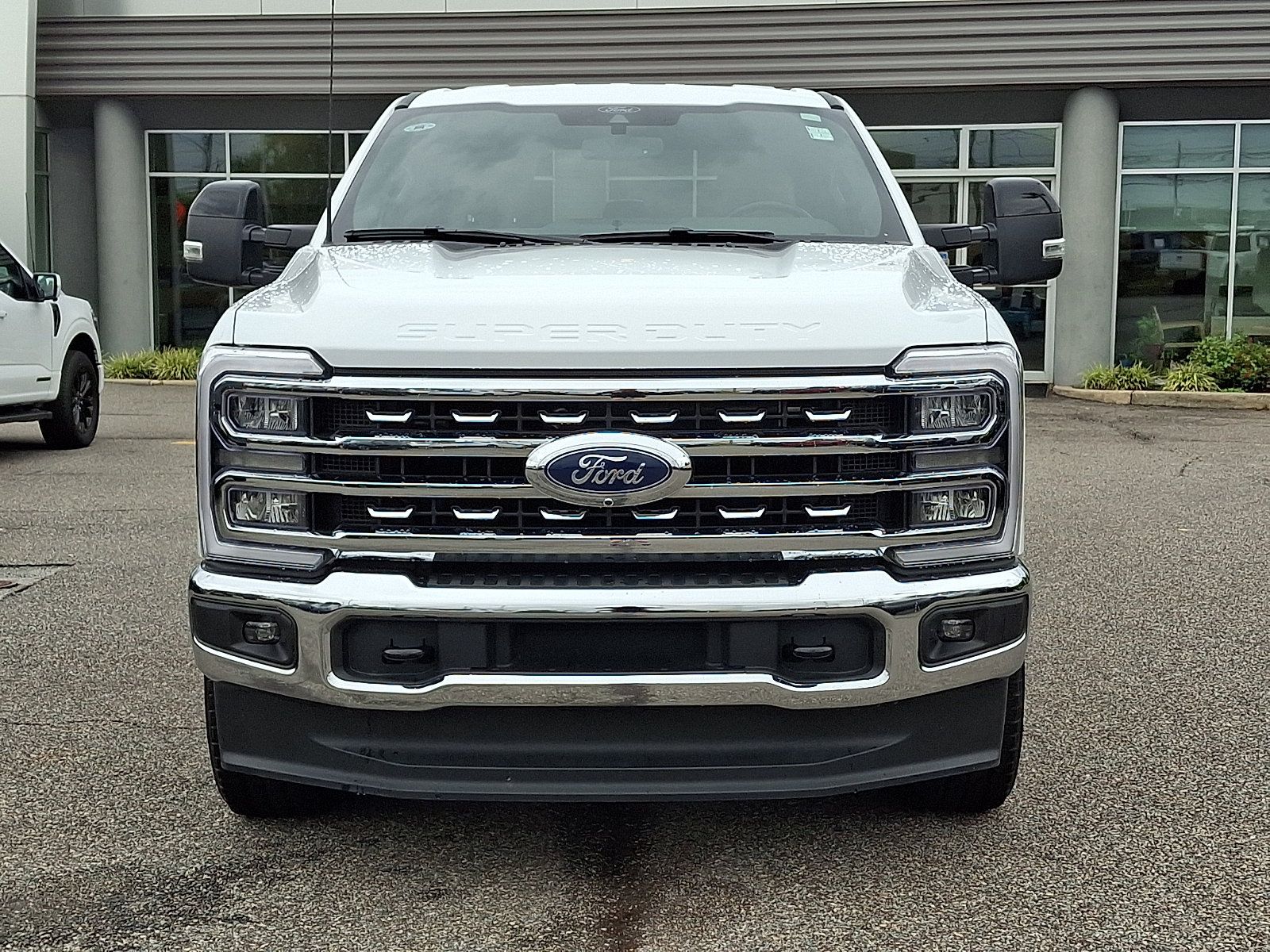 Used 2026 Ford F250 Lariat w/ FX4 Off-Road Package AWD/4WD image 3