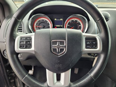 Used 2019 Dodge Grand Caravan GT image 16