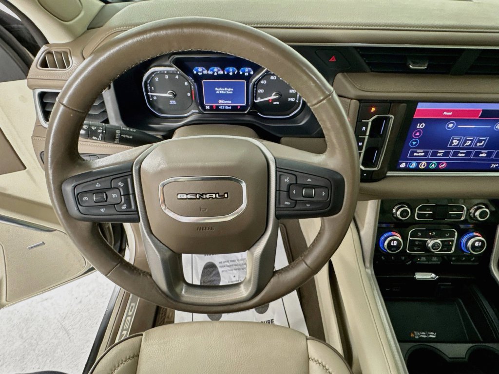 Used 2021 GMC Yukon Denali RWD image 12