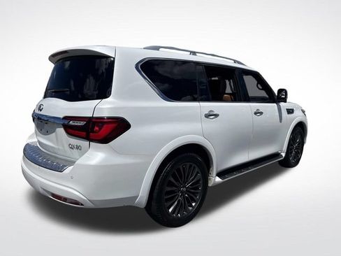 Used 2022 INFINITI QX80 Sensory w/ Cargo Package AWD/4WD image 9