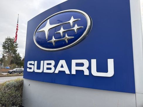 Used 2018 Subaru Outback 2.5i Premium image 10