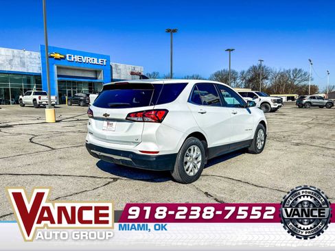 Used 2024 Chevrolet Equinox LT w/ LPO, Floor Liner Package image 7