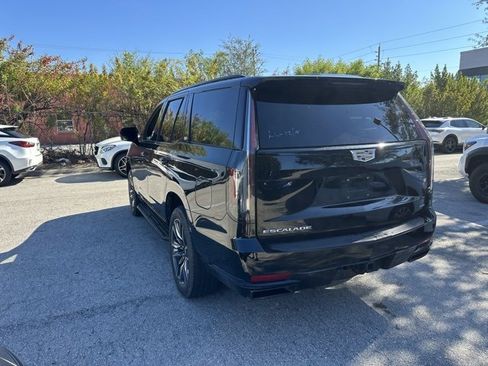 Used 2023 Cadillac Escalade Sport image 11