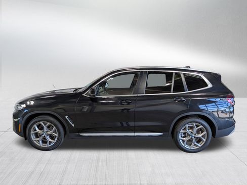 Used 2024 BMW X3 xDrive30i w/ Premium Package w/ZPA image 4