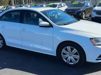 Used 2017 Volkswagen Jetta S w/ Jetta S Cold Weather Package video 2