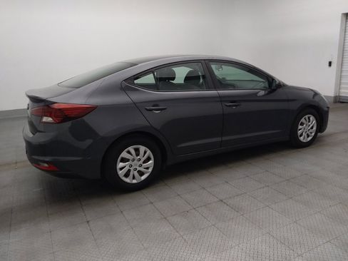Used 2020 Hyundai Elantra SE FWD image 10