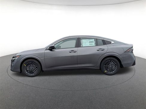 New 2026 Nissan Sentra SV image 8