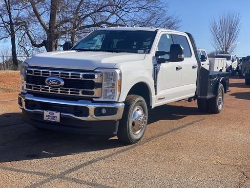 New 2026 Ford F350 XLT image 6
