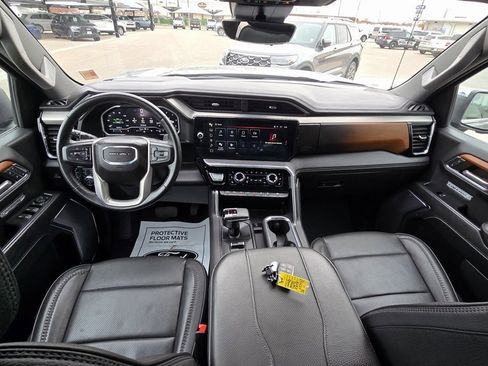 Used 2023 GMC Sierra 1500 Denali w/ Technology Package image 28