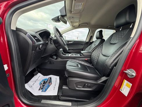 Certified 2024 Ford Edge Titanium AWD/4WD image 17
