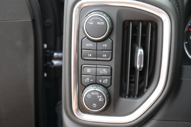 Used 2022 Chevrolet Silverado 1500 RST AWD/4WD image 16