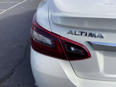 Used 2018 Nissan Altima 2.5 SR image 17