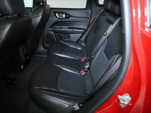 Used 2022 Jeep Compass Limited AWD/4WD image 16