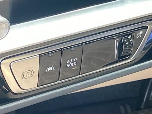 Certified 2026 Cadillac Lyriq Signature Luxury w/ Nappa Leather Package AWD/4WD image 21