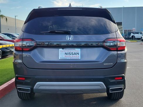 Used 2023 Honda Pilot Touring image 33