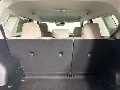Used 2025 Kia Soul LX w/ LX Technology Package FWD image 24