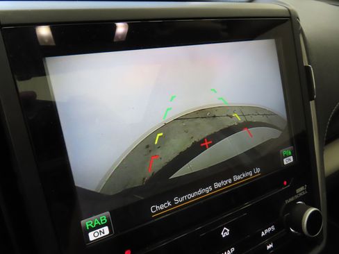 Used 2023 Subaru Forester Limited image 20