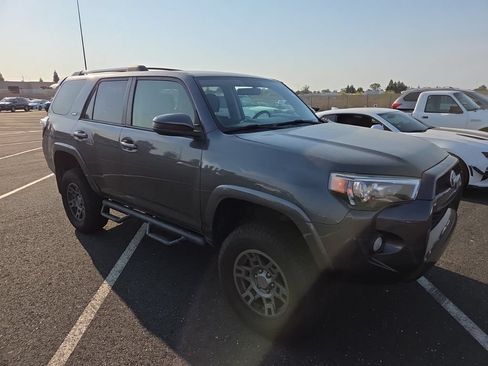 Used 2019 Toyota 4Runner SR5 AWD/4WD image 1