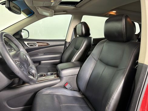 Used 2013 Nissan Pathfinder SL w/ SL Premium Pkg FWD image 4