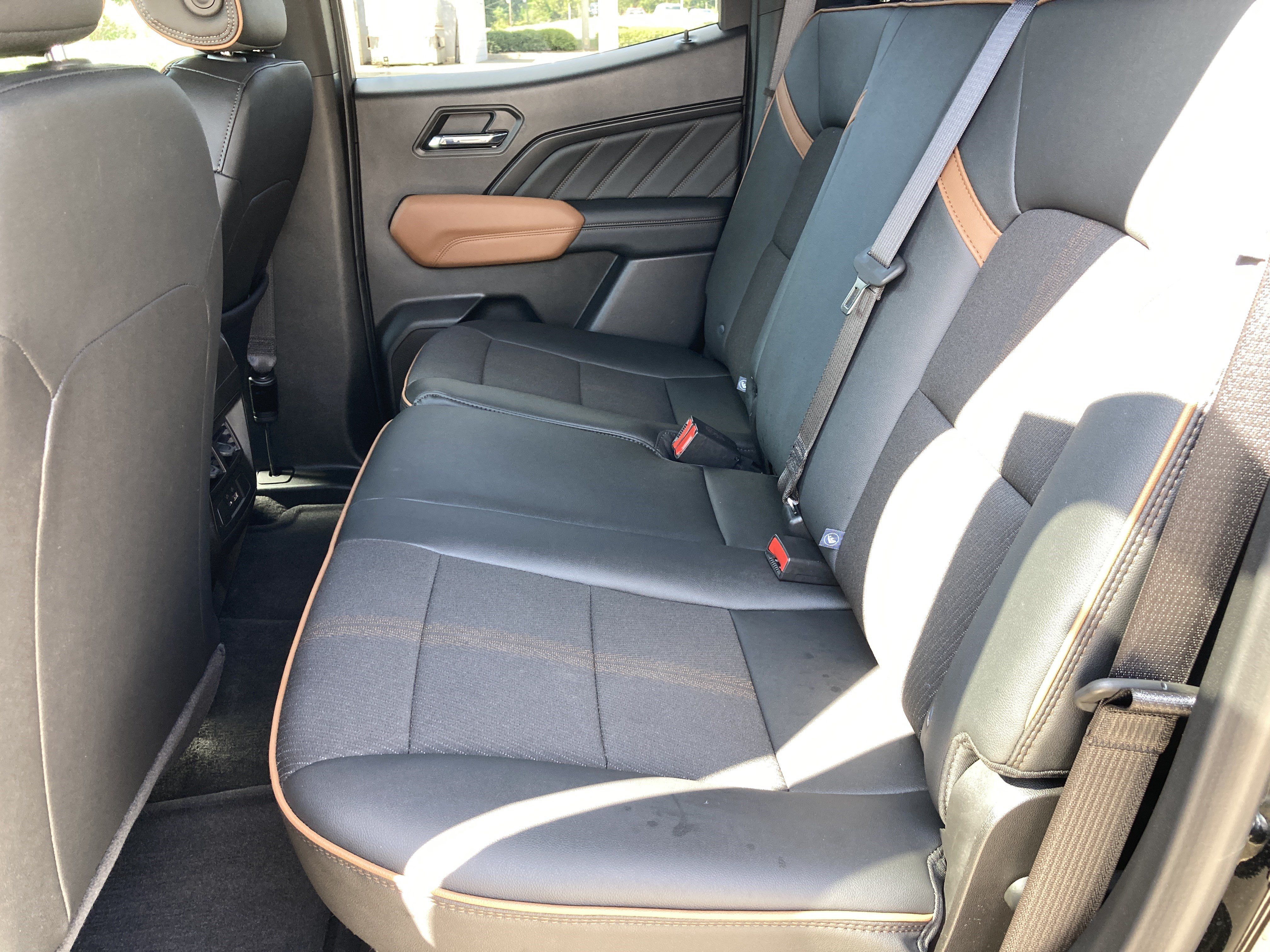 Certified 2026 GMC Canyon AT4 AWD/4WD image 14