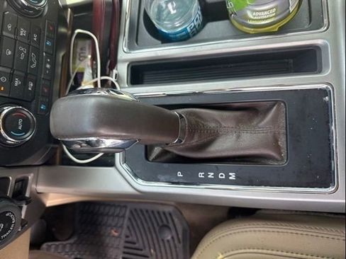 Used 2019 Ford F150 Lariat RWD image 46