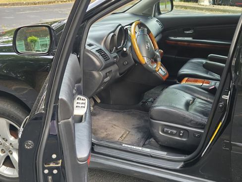 Used 2004 Lexus RX 330 AWD image 7
