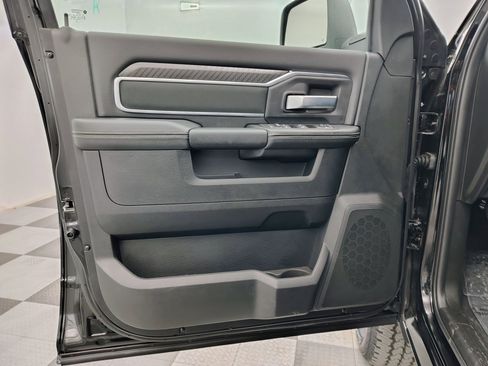 New 2026 RAM 2500 Big Horn AWD/4WD image 16