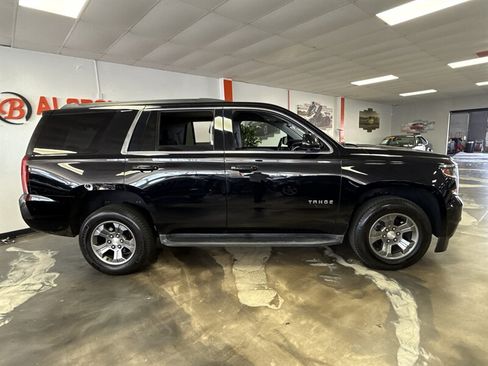 Used 2019 Chevrolet Tahoe LS RWD image 3