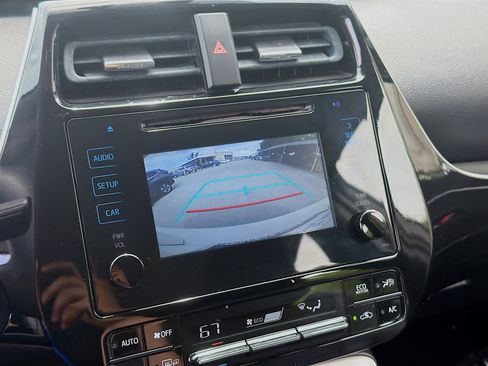 Used 2016 Toyota Prius Two image 14