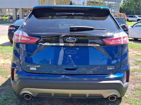 Used 2020 Ford Edge SEL w/ Convenience Package AWD/4WD image 5
