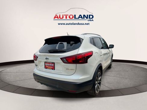 Used 2018 Nissan Rogue Sport SL AWD/4WD image 3