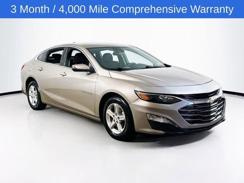 Used 2024 Chevrolet Malibu LT FWD image 1