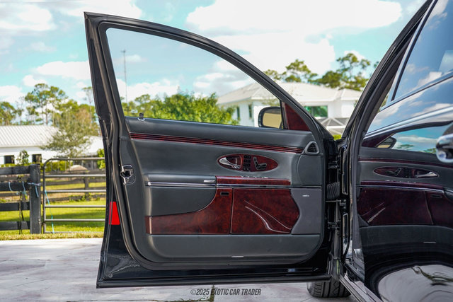 Used 2009 Maybach 62 RWD image 22