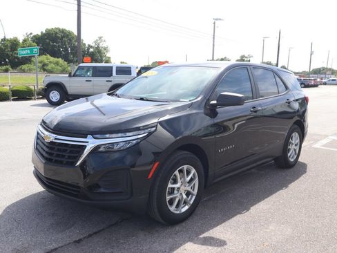 Used 2024 Chevrolet Equinox LS FWD image 5