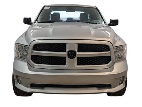 Used 2016 RAM 1500 Express w/ Popular Equipment Group RWD image 9