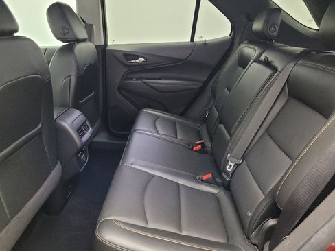 Used 2019 Chevrolet Equinox Premier image 18