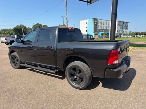 Used 2018 RAM 1500 Big Horn AWD/4WD image 3