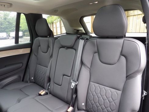 New 2026 Volvo XC90 B6 Plus w/ Protection Package Premier AWD/4WD image 23