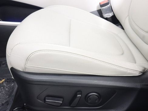 Used 2022 Hyundai Tucson Limited image 30