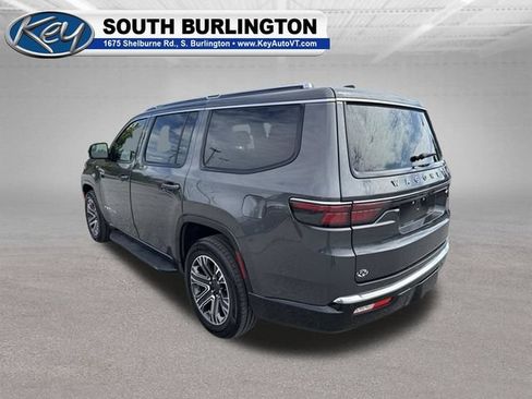 Used 2024 Jeep Wagoneer Series II AWD/4WD image 4
