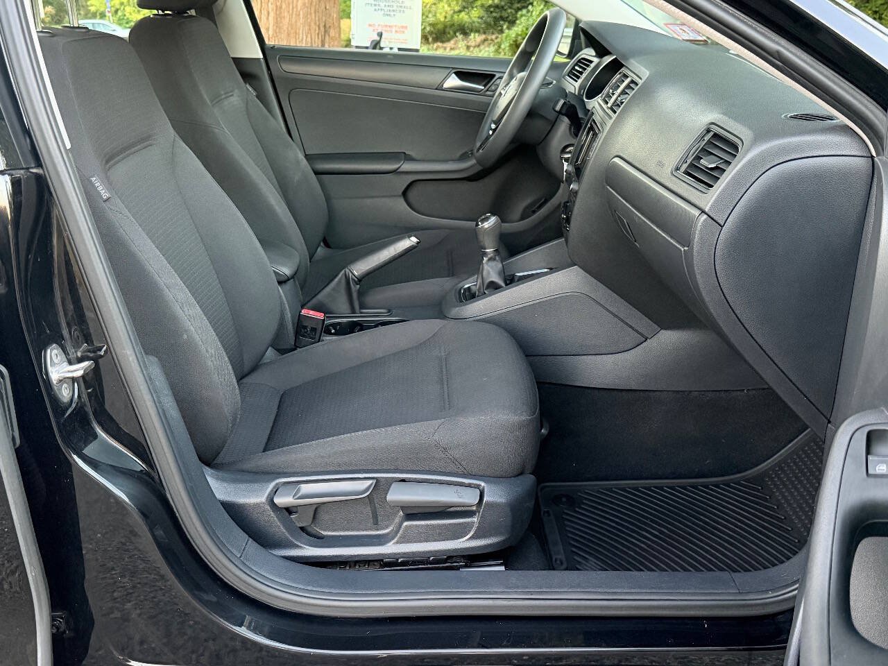 Used 2016 Volkswagen Jetta S FWD image 15