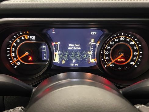 New 2026 Jeep Gladiator Rubicon w/ Technology Group AWD/4WD image 20