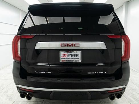 Used 2023 GMC Yukon XL Denali image 8