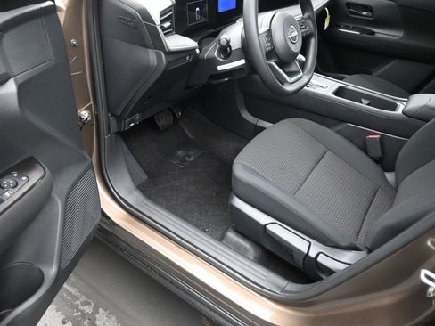 New 2026 Nissan Kicks S image 12