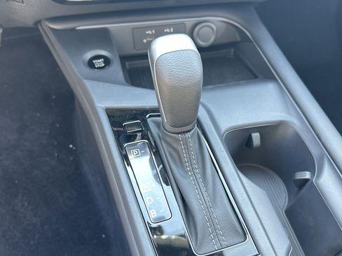 New 2026 Nissan Sentra SV w/ SV Convenience Package FWD image 29