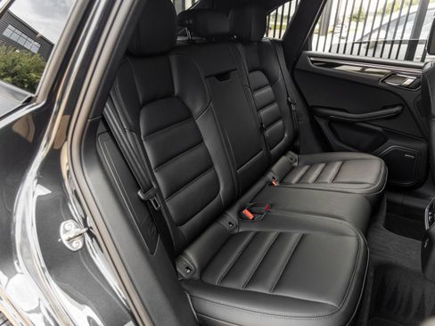 New 2026 Porsche Macan AWD/4WD image 44