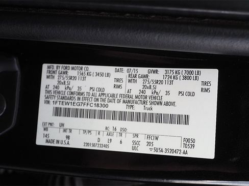 Used 2015 Ford F150 Platinum w/ Equipment Group 701A Luxury image 30