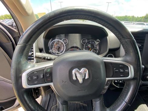 Used 2019 RAM 1500 Big Horn AWD/4WD image 14
